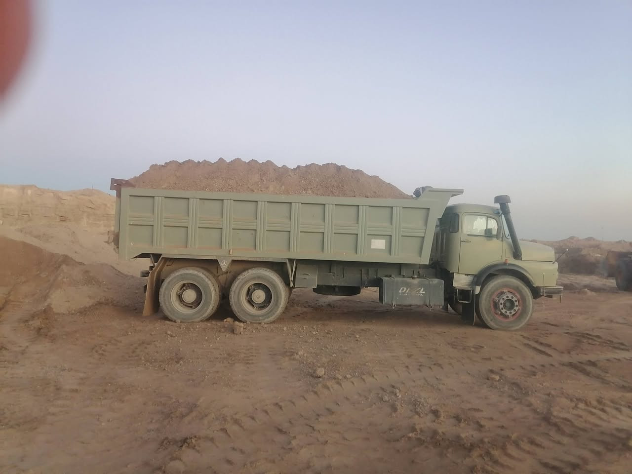 اقجم للبيع موديل ٩١ مجموعه جي اف كير ٩٠ مكينه ع سحك تخم تاير سنويه مشروع وطني بسمي تحويل ثاني يوم للستفار اتصل ع الرقم ***********
