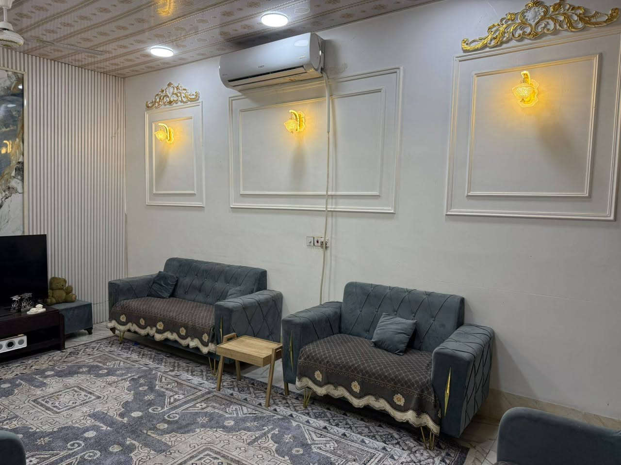 🏡 للبيع دار نظيف بالقرب من المستشفى خلف حازم سند 25 ع تبليط
📏 المساحة: 200 متر²
🛋 الحلة: ديوانية 70 متر على تبليط
📝 نوع الملكية: سند 25 زراعي
🛏 الغرف والمرافق:
💤 غرفة نوم
🛋 صالة
🍳 مطبخ
🛎 استقبال
🚿 مجمعات صحية
🌳 حديقة
🏗 طارمة
✨ حالة البناء: نظيف وجاهز للسكن
📞 للاستفسار والتواصل:
***********
***********
💰 السعر: عبر المراسلة (واتساب أو ماسنجر)
