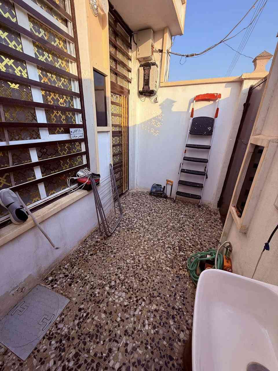 بيت للبيع زراعي سند 25 قرار محكمه مساحة 100 متر طابق واحد السعر 39 مليون وبي مجال بسيط واذا مع الاثاث السعر 43 مليون الموقع بغداد منطقة بوب الشام يم مجمع الأرض الزكية مدخل حي الداخلية بظهر مستشفى حمادي شهاب يم الكلية الجديدة
للاستفسار مراسلة الرقم  واتساب***********
