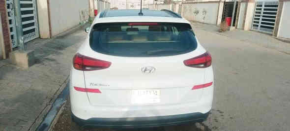 سلام عليكم
توسان مديل 20
رقم بغداد تحويل مباشر 
خليجي ماشيه 98
فول مواصفات كلشي بيه
محرك كير ع شرط
كفاله عامه من الضربه
بيه رشات صبغ اثر تكشير فقط
جاهزه من كلشي
السعر ١٨٨
***********
