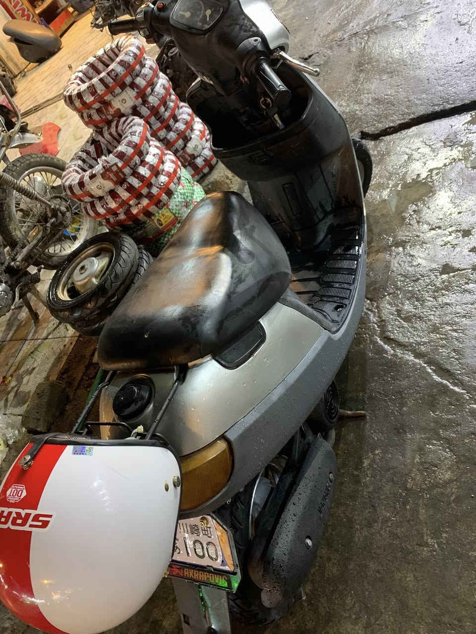 سلام عليكم دراجه بطه للبيع 1999 او مراوس ب بوليس كلها شغاله مابيها نقص مكينه شرط النعومه والشعله والمعدل مابيها كير ما صار الها هواي من طالعه فقط الكفر مبدل والباقي كله بلادي السعر ٤٠٠ وبيها مجال مكاني كربلاء ***********
