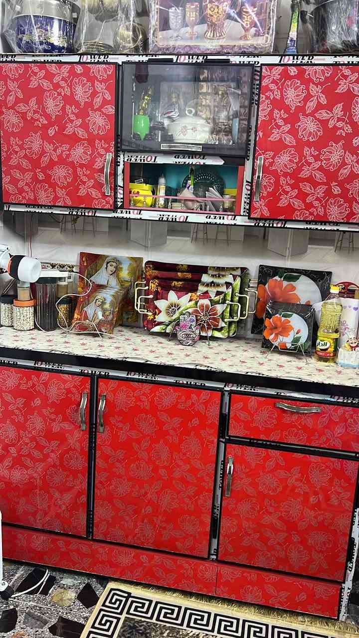 كاونتر للبيع ب250نظيفً مكاني مدينه الصدر ***********
