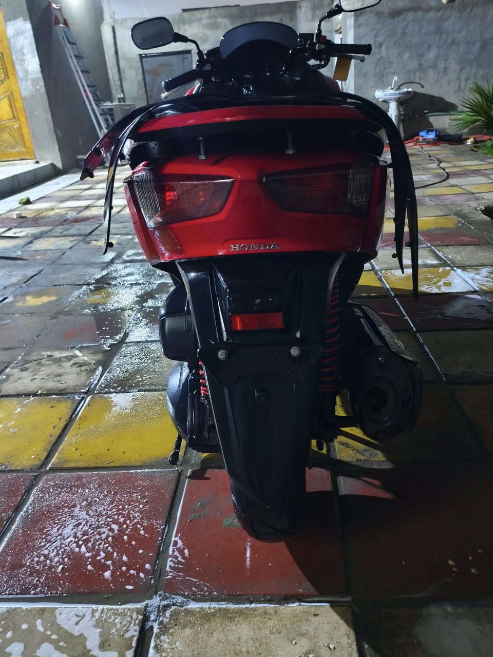 فورزا 012 ماشيه 56 الف. بدون ورقة منفيس فقط ورقة مال المعرض دراجه نظيفه بالباكيت وناعمه ومعدل 140 سعرهه 3 ملايين مكاني الناصريه مركز  ***********
