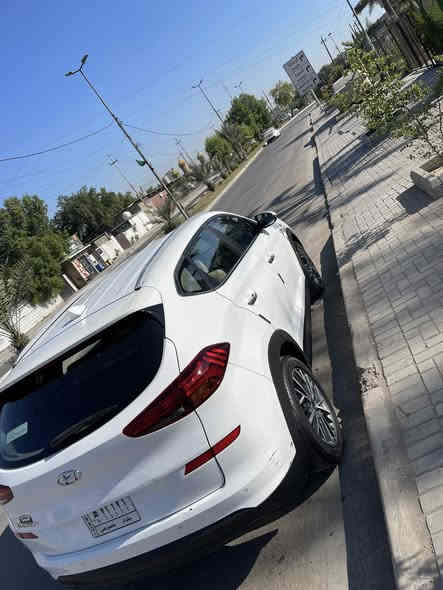 السلام عليكم للبيع  توسان 2020 خليجي 
كاصد اصل فول مواصفات عدا بانوراما 

ماشيه 108الف 

٥ عدسات

لايت زنون.

اناره ترحيب داخليه 

تحكم ستيرن فول

حساسات خلفي +امامي اصلي 

بصمه تشغيل

بصمه 

انفكيشن

اشاير بالمري +مري شفط

تبريد قطعتين أمامي خلفي

يدات نيكل اصلي

اناره ترحيب عند الاقتراب

لايت دوار حساس عند الاستداره

كامره خلفيه 

سايد بريك بالرجل

مقاعد كهرباء ٢ 

شاحن واير ليس

5 ويل كب.

السعر 21500$

باقي المواصفات المعروفه

سيارة مكفوله بدون صبغ بدون بارد 

مكانها بغداد الاعلام 

رقم بغداد بأسمي تحويل ثاني يوم 

***********
