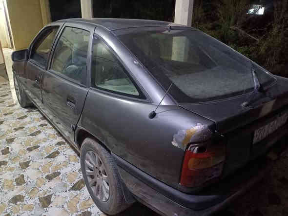 اوبل فكترا ١٩٩٣ رقم ديالى انكليزي السعر ٣٢ مكلف بلنشر الاتصال ***********
