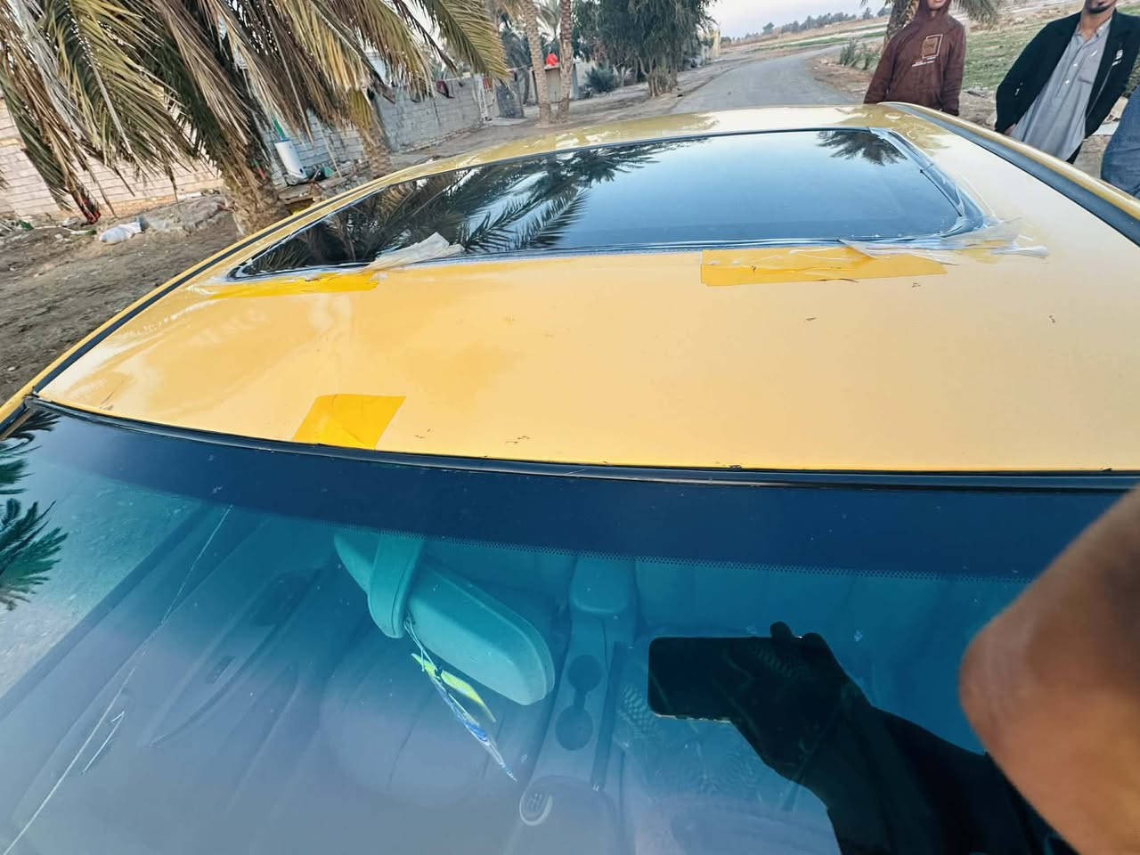 سلام عليكم سياره بي وايدي 2013 رقم قادسيه  جاهزه من كلشي كير مكينه حداديه تخم تاير سياره جاهزه سنويه اله 2027  سياره بسمي مداور ثاني يوم رقم نكليزي  العنوان الديوانيه الحمزه الشرقي.. الستفسار تصل عله هاذه رقم ***********
