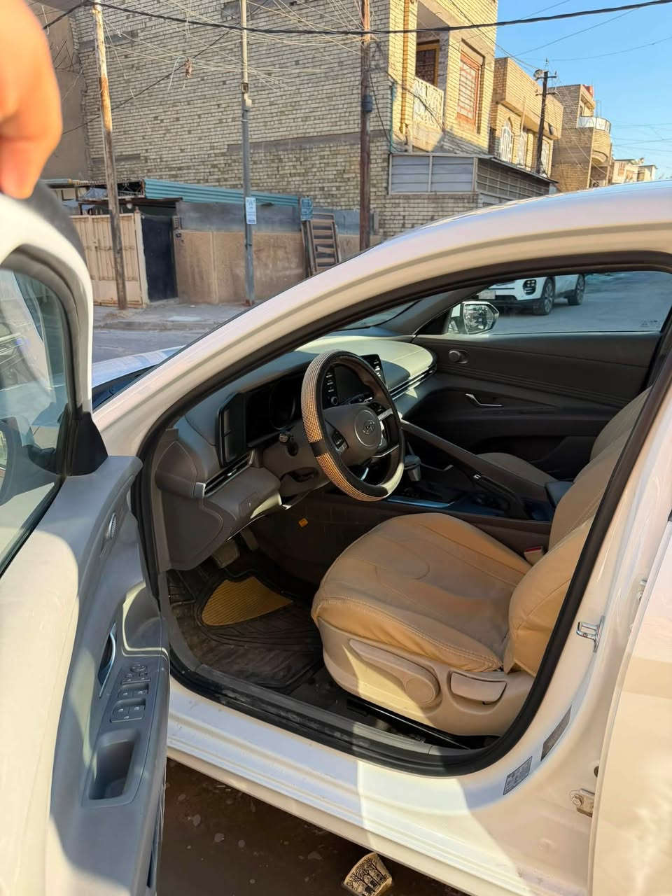الانترا 2023خليجي
محرك 4سلندر دوش
مابيهه لاصبغ ولا بارد مكفوله السياره تحول بنفس اليوم اليعجبك
150$وبيهه مجال للشراي 
مكاني بغداد الطالبيه 
***********
