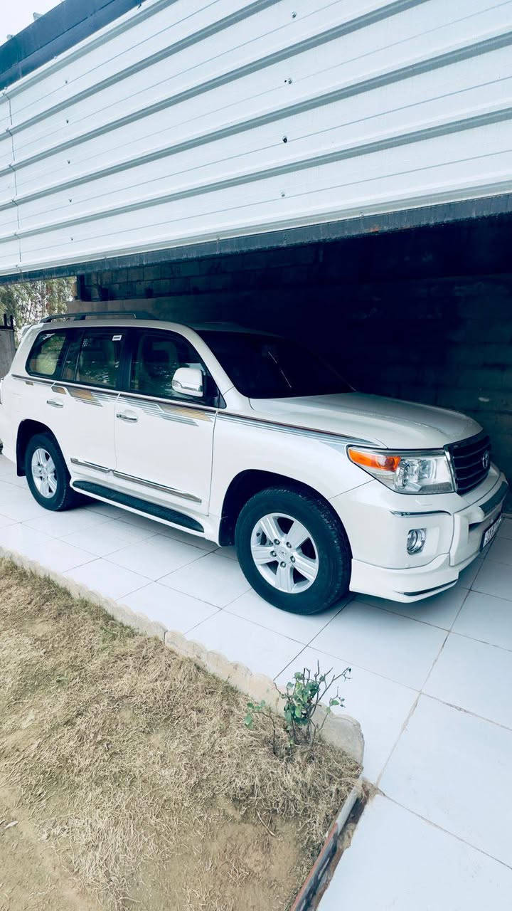 جكسارة موديل 2013 بريم مكفول من كلشي ماشي  99م المكان كركوك الستفسار ***********
