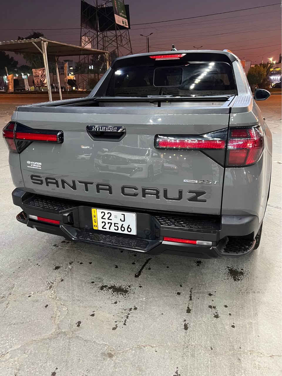 🚗 للبيع: هيونداي سانتا كروز 2023
📍 مكان السيارة: بغداد
📞 للتواصل: ***********

📊 المسافة المقطوعة: 40000 كيلومتر
🛠️ المحرك: 4 سلندر – 2500cc

⚙️ المواصفات:
• فتحة سقف
• بصمة عدد 2
• مقعد السائق كهربائي
• ويل كب
• رادارات 360
• تشغيل عن بُعد
• لايتات LED
• لايتات زينون
• إشارات على المرايا
• تحكم ستيرن جهتين
• كاميرات 360
• شحن لاسلكي
• هاندبريك بصمة
• هيترات بالمقاعد

⚠️ أضرار السيارة:
• وارد أمريكي
• ضرر ضربة خفيفة بالبجم (موضح بالصور المرفقة)
• جميع الوسائد الهوائية (الايرباكات) سليمة ✅ 

📌 تفاصيل إضافية:
• رقم السيارة: أربيل الدولي الجديد
• باسم الشركة – وكالة أو تحويل مباشر 
• لون السيارة: رصاصي غامق (إسمنتي) بغداد, العراق
