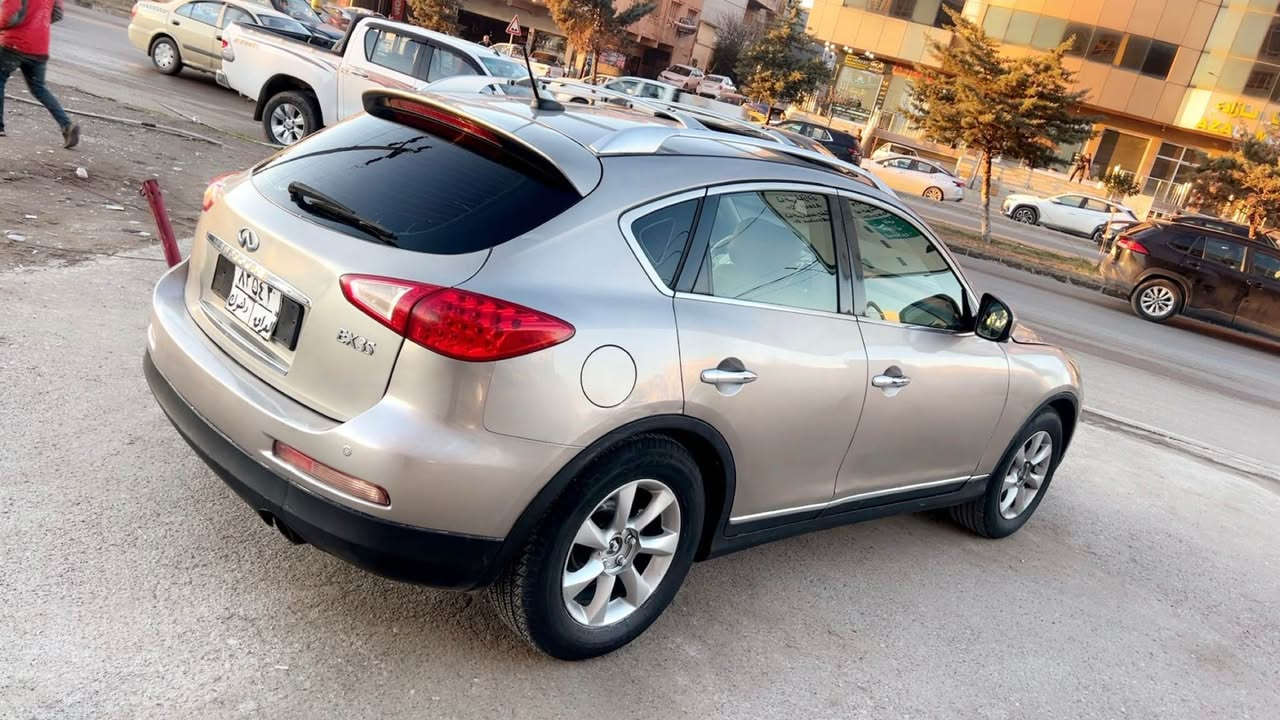 للبيع نيسان انفنتي  فول مواصفات اعلى فئه بالمواصفات موديل 2009 رقمها دهوك و تحويل بشرط. محرك v6  كيرو محرك بشرط كهربائيات كلها شغاله بشكل عام سياره بدون عيب  و جاهزه  بيهه فقط 3 قطع صبغ بدون حادث 
سعر البيع 88 ورقه وعليهه 9 ورقات غرامه ينزل من سعرها
مكان السياره دهوك عقره  للاتصال و تواصل واتساب  ***********–*********** اكر, نينوى
