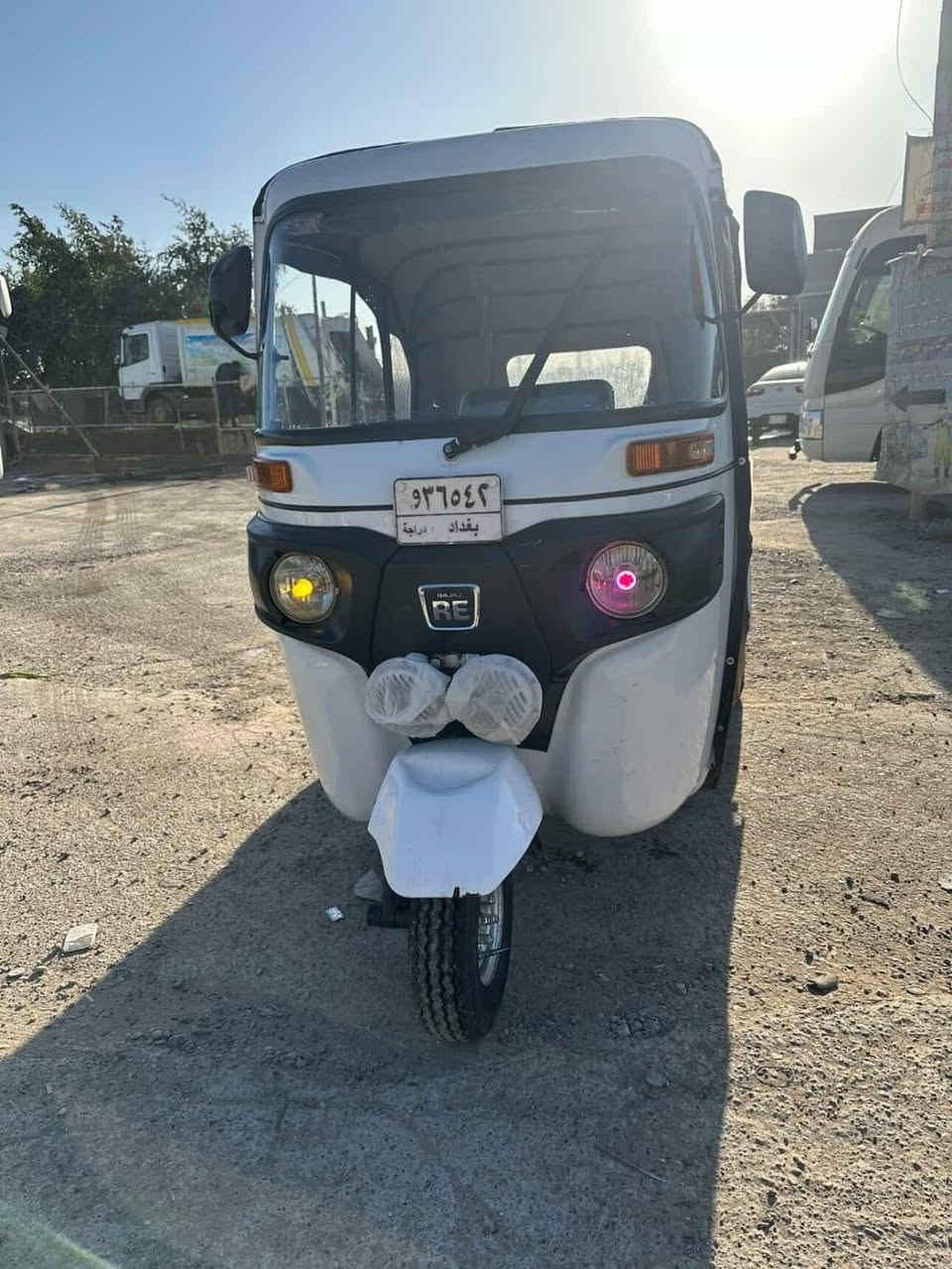 للبيع عنوان دوره موديل ٢٢ بسمي تحويل ثاني يوم السعر ٨٧٠٠وبيها مجال مجفته مره وحد والباقي كوله جديد شركه الرقم ***********
