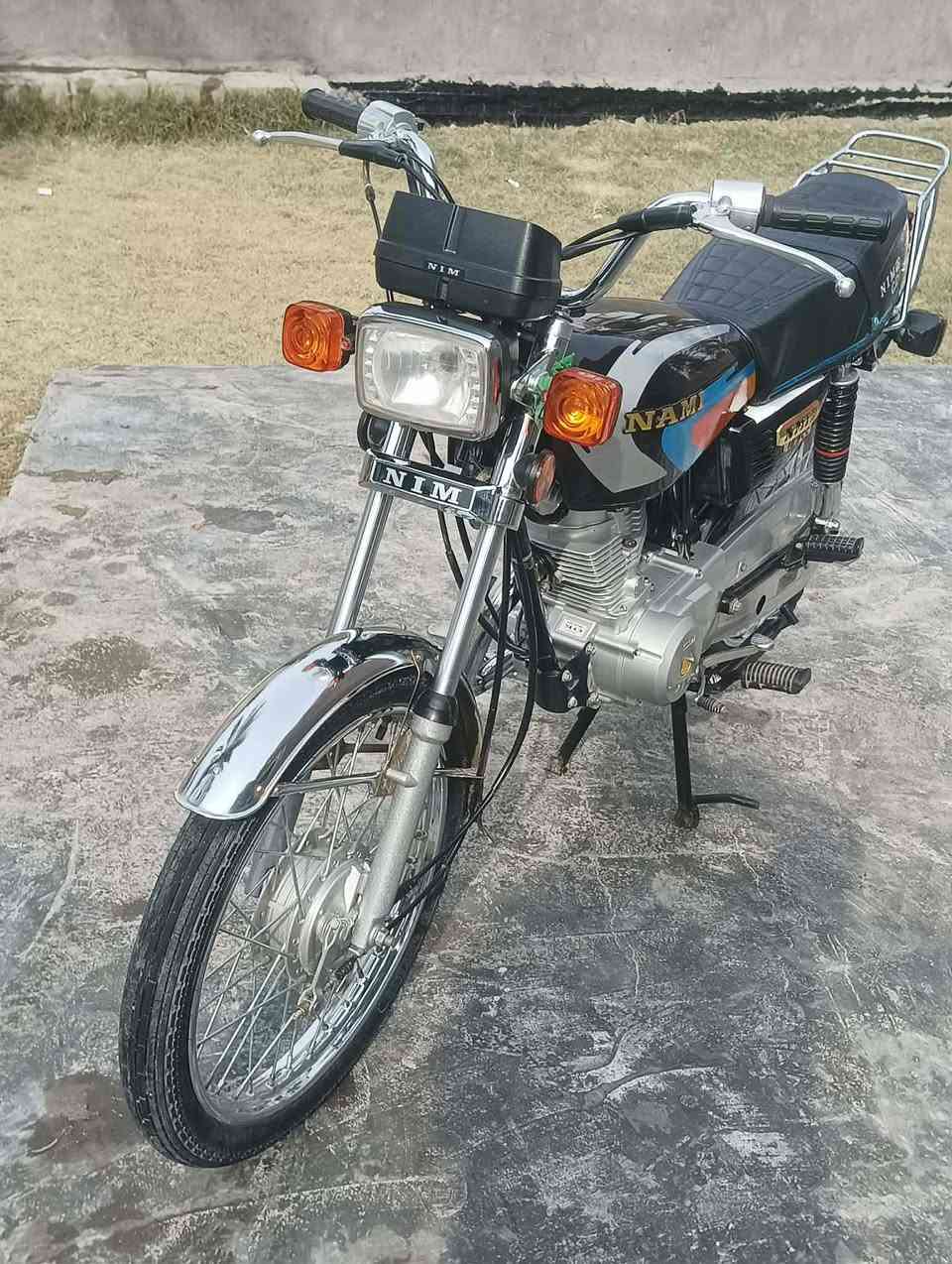 السلام عليكم
دراجه نوع نامه 2025 

الدراجه صار شهر من اشتريته وشوفت عينك تجي تفحص اله تاخذ 

شاهد الله مال جناي ودراجه تترحملي عليه 

اوراق سگنر 

السعر 650 ولاتعاملني واتعب نفسك 

استفسار ***********
