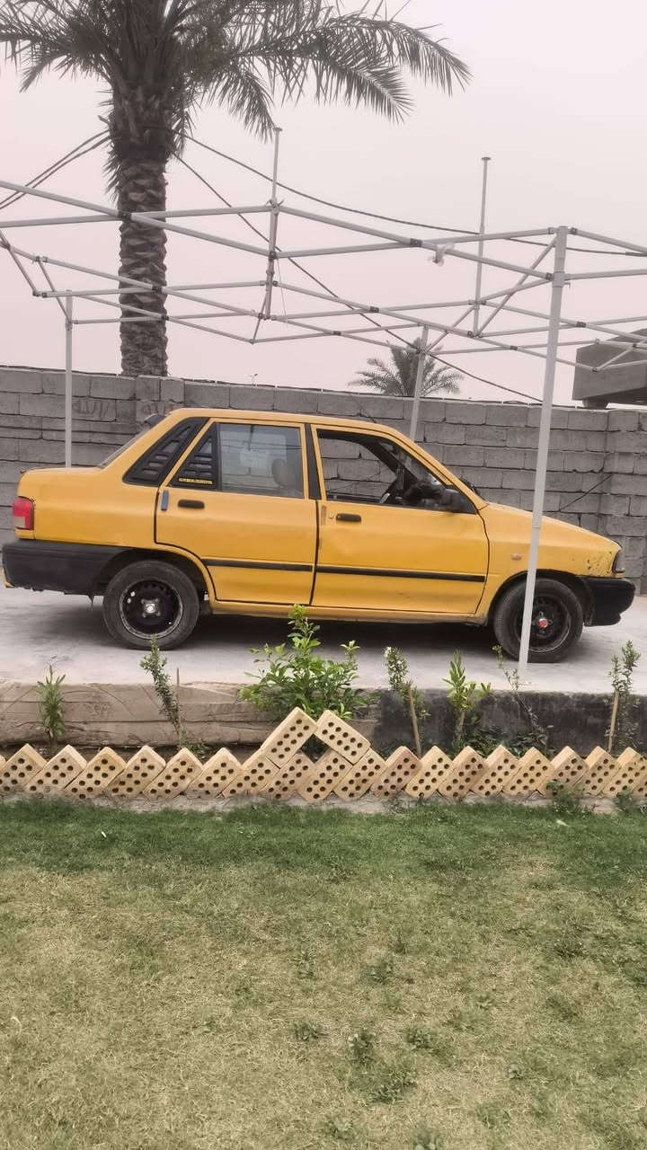 السلام عليكم سايبه موديل ٢٠١٢ رقم بغداد بسمنه سياره صدر محرك  كله جديد ***********

