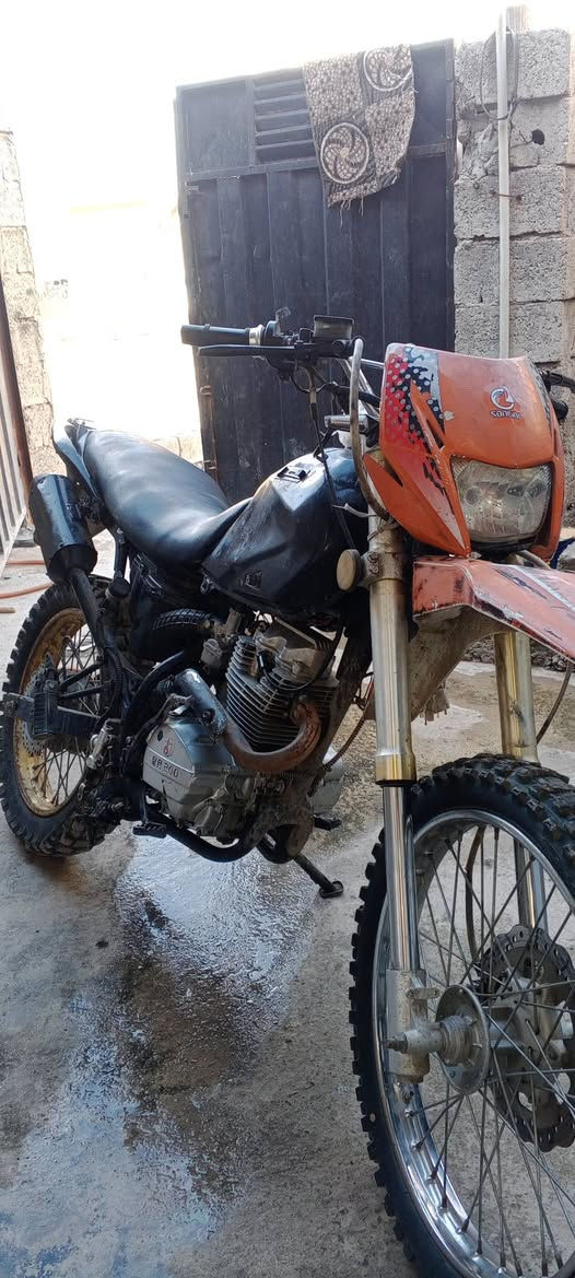 ***********
2021

350
