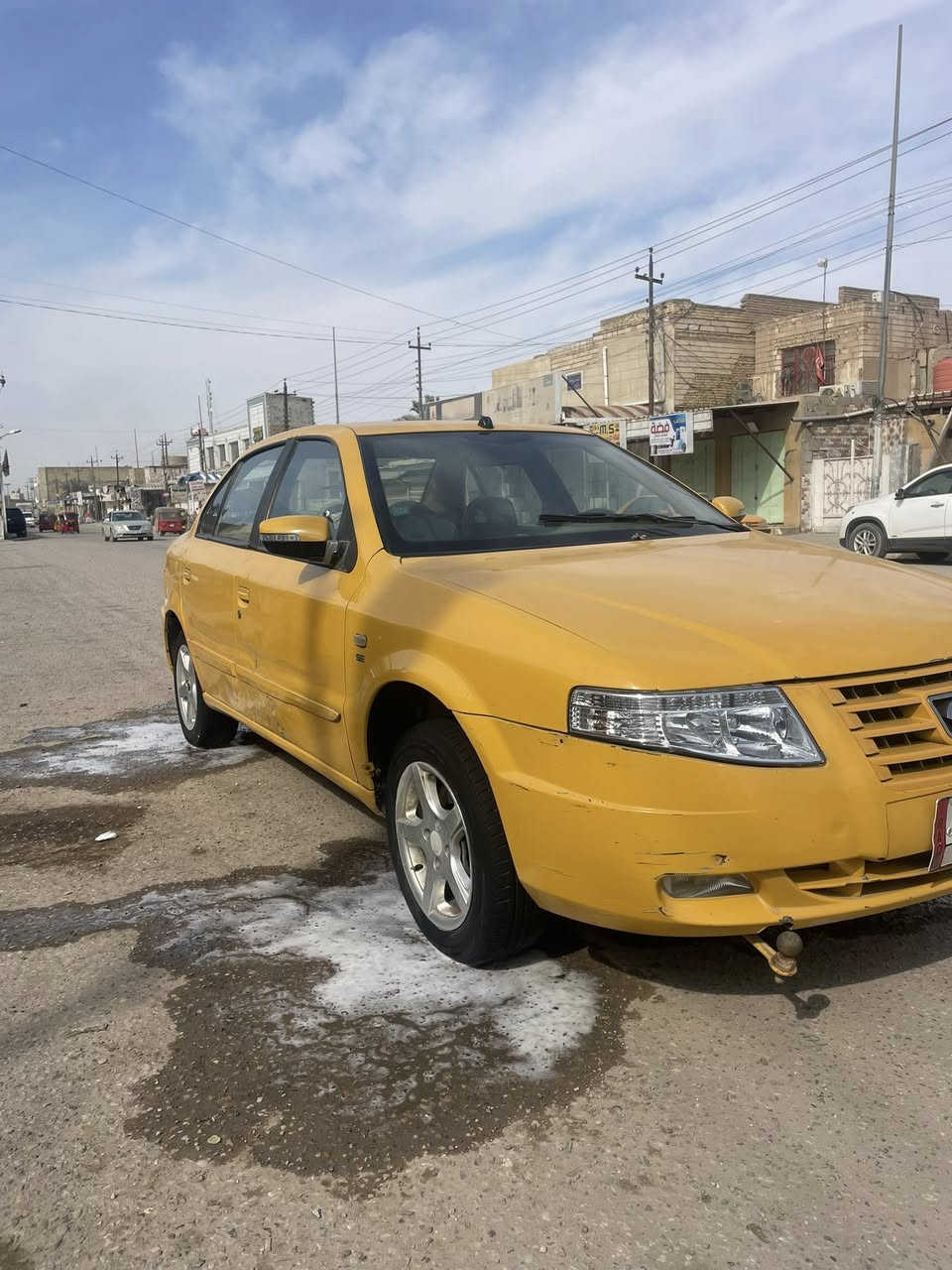 السلام عليكم سمندسورن 2011 كير مكينة مكفوله حدادية  جديده مصفره هيئه وغرامه بدي مكفول من ضربه وصبغ مبدل جاملغ امامي ايسر اثر خياس 
السعر 27
***********
