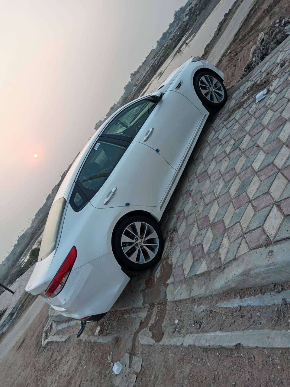 السلام عليكم اوبتيما 2018خليجي فول مواصفات خليجي كفاله عامه رقم بغداد بأسمي ماشيه 90 سياره كلش نضيفه محرك 2000معروضه.  190
***********
