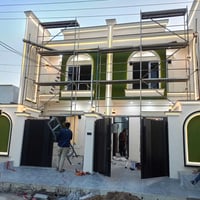 دار ١٠٠م • طابق ونص • حي الاسرى والمفقودين