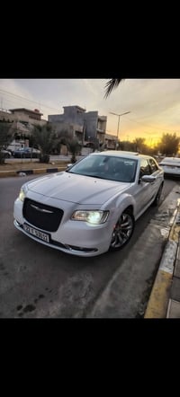 اوباما 2017  C300 كلين تايتل  بنوراما  خزن مميوري  تدفئه وتبريد بالكشن...