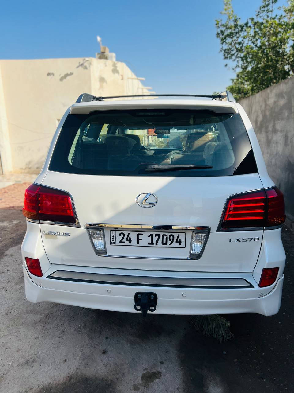 لكزز 2011
فول مواصفات مكفوله من الصبغ والضربه ماعده شخط بسيط بالباب وره السايق
مكينه 570 /8 سلندر لون ابيض
السعر 3 دفاتر و70 ورقه وبيهه مجال بسيط للشراي
العنوان /البصره/الدير/النشوه
الرقم:***********
