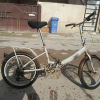 بايسكل ياباني نضيف كلشي مابي بس مال كير عطلانه الله شاهد نضيف السعر 70...