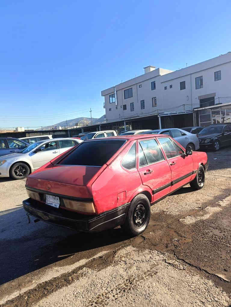 سلام معلیکوم 
بەشەرتی ئەوەلیات و حاسیبە 
سەیارەکە ئیش ئەکات و بێ عەیبە 
سعر 15 ورقە لە دهوکم 
کورەک واتساب *********** دهوك, العراق
