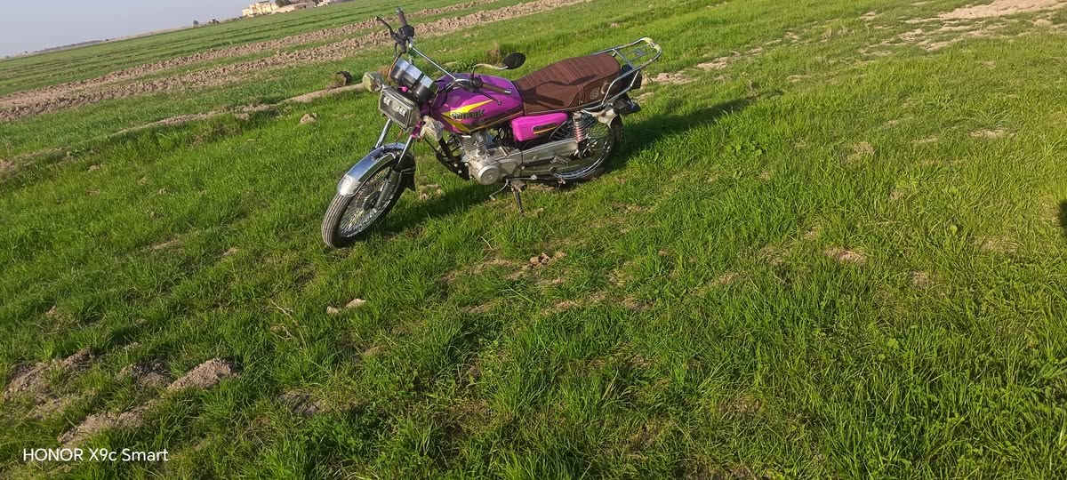 دراجة تايكر البيع نضيف ومكفول كفاكه عامه مكان صويره السعر 625وبيه مجال موديل 2024 وكله شقال ***********
