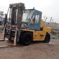 رافعة كوماتسو • ١٠ طن • بصرة