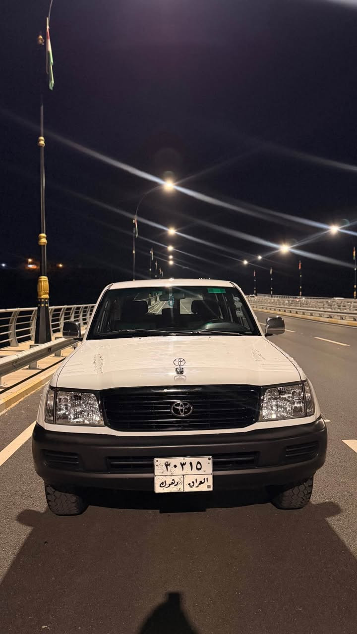 لاندكروزر (٢٠٠٢) ٣ربع 
٣پـــەڵە بۆیاخە بێناو گرتن 
کەمیک سارد و کارتی هەیە 
گێڕوو مەكینەو دەبڵ ئەكسل بەشەرت لۆك لۆكە هەموو گیانی بەشەرت تەقەو ڕەقە بەشەرت زۆر لۆك ماوەتەوە
٤تایەو ویلی لۆكی دەنلوبی لەژێرە
نـــاوی نیە لەحاسیبە بەشەرتی هەموو عێراق
A.B.S-ناوڕەساسی -ئیرباگ-تەبرید مەرگەزی-چەكمەجە-سەلاجە-٣ڕیز كوشن-٤جام كارەبا-كامێرە-شاشە -زیـــنۆن-
زۆر تازە ماوەتەوە هەموو گیانی بەشەرتە سەیارەكە
ژم:***********
نرخ:١٥٨ وەرەقە و مەجال أربيل, العراق
