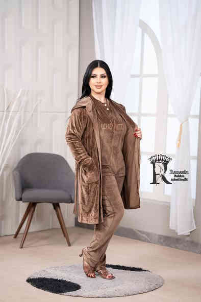 تراك ٣ قطع قديفه مخمل الاصلي كوالتي عالي 
السعر 👈 ١٨ الف فقط
قياسات L. XL.  XxL  xxxL
 وزن 60__ 90
متوفر جمله مفرد 
سعر الدرزن 190
للحجز رقم الهاتف ☎️ وعنوان 🏢
متوفر توصيل داخل النعمانية 🚕
رابط الانستا/https://www.instagram.com/wkllkhgt?igsh=cjl4bXZjYmFoNXNh
متوفر توصيل جميع المحافظات  🚛 
رابط القناة https://t.me/ggbkuu
*********** واتساب
*********** واتساب
*********** واتساب
