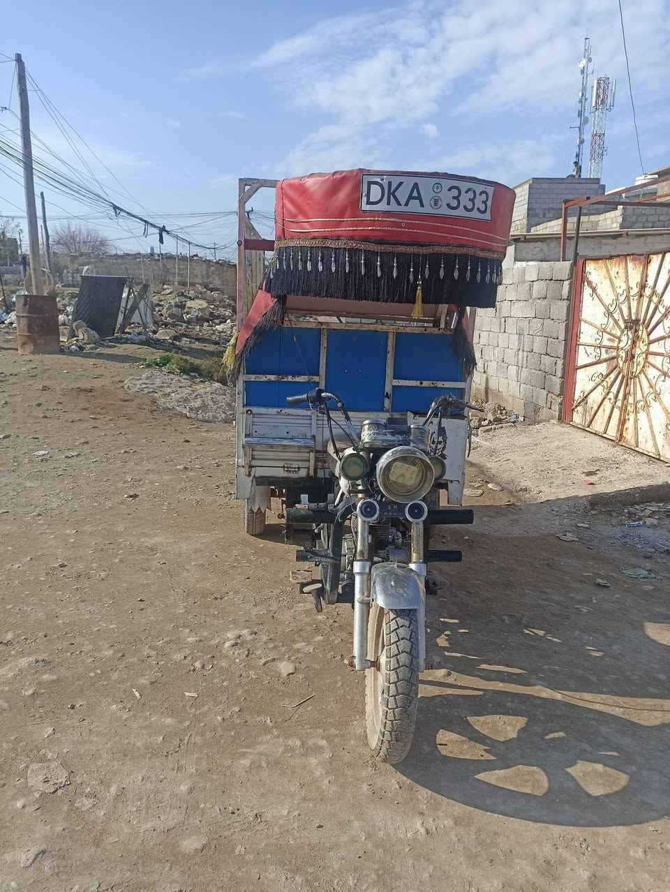 للبيع السعر 650 وبيها مجال
الرقم ***********
