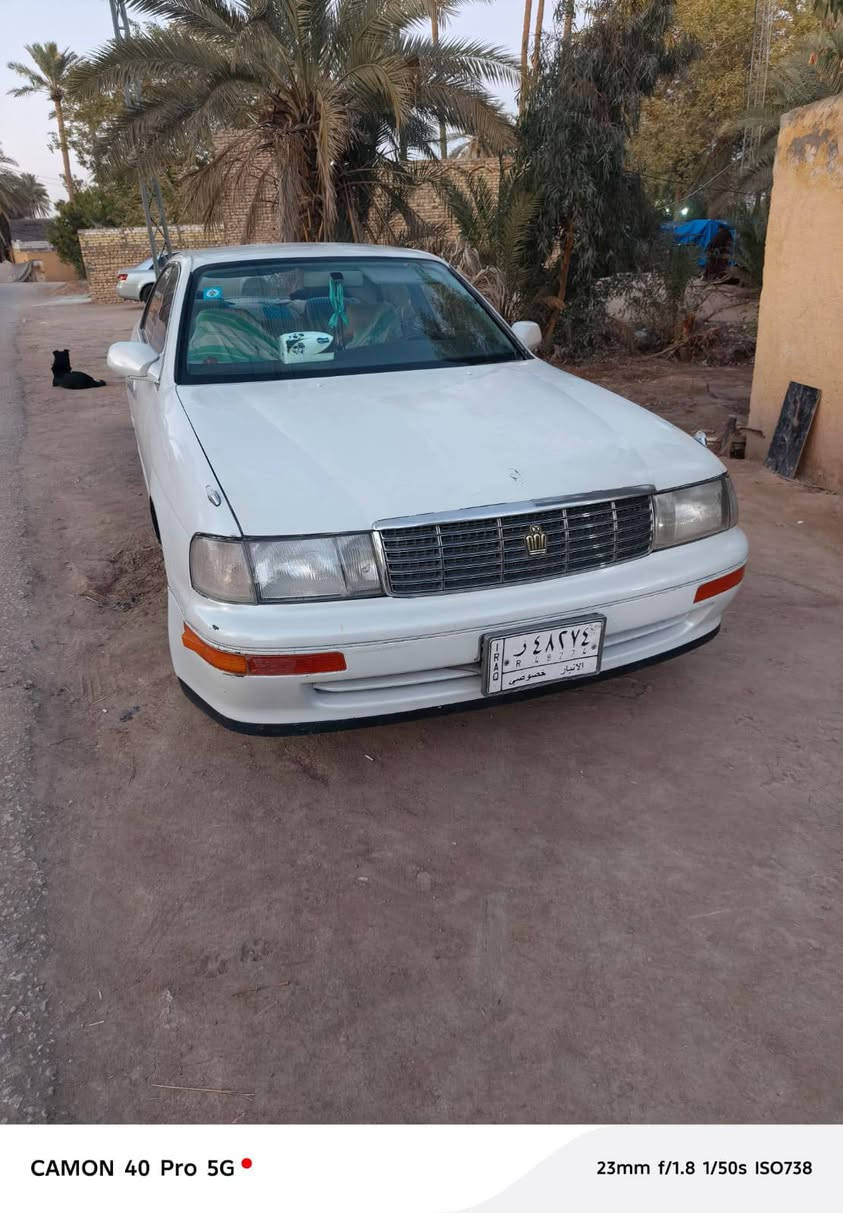 السلام عليكم كروان بطه للبيع مكفوله من الضربه القويه والنقل والكص وكافه الاصوليات مكينه ٢٥٠٠مكفوله من التبخير والصوت كير جديد حداديه جاهزة تخم تاير كهربائيات جاهزة لون لؤلؤي موديل ١٩٩٤متصل رقم انبار مشروع وطني وكاله بسمي سنويه ٢٨ وين ماتريد اداورلك مكان السياره الديوانيه قضاء غماس  السعر ٥٨وبيه مجال قليل     استفسار رقم ***********
