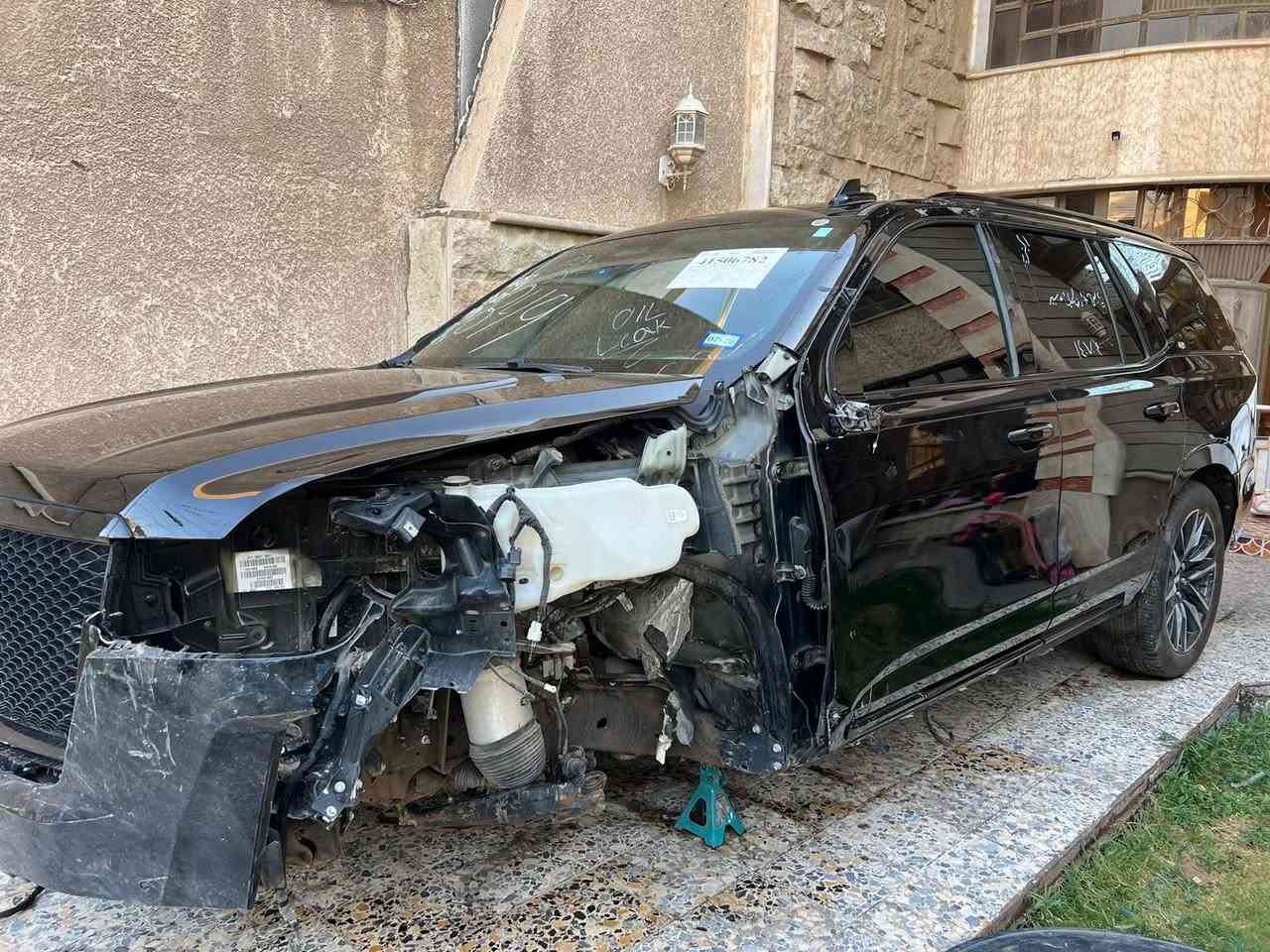 سلام عليكم 
كاديلاك ٢٠٢٤  سبورت 
ماشيه ١٦ الف 
سياره باقيه ع حادثه واصله بغداد داخله كتاب شهداء 
مكان السياره بغداد حي العدل  السعر 520.000
الاتصال ***********9

