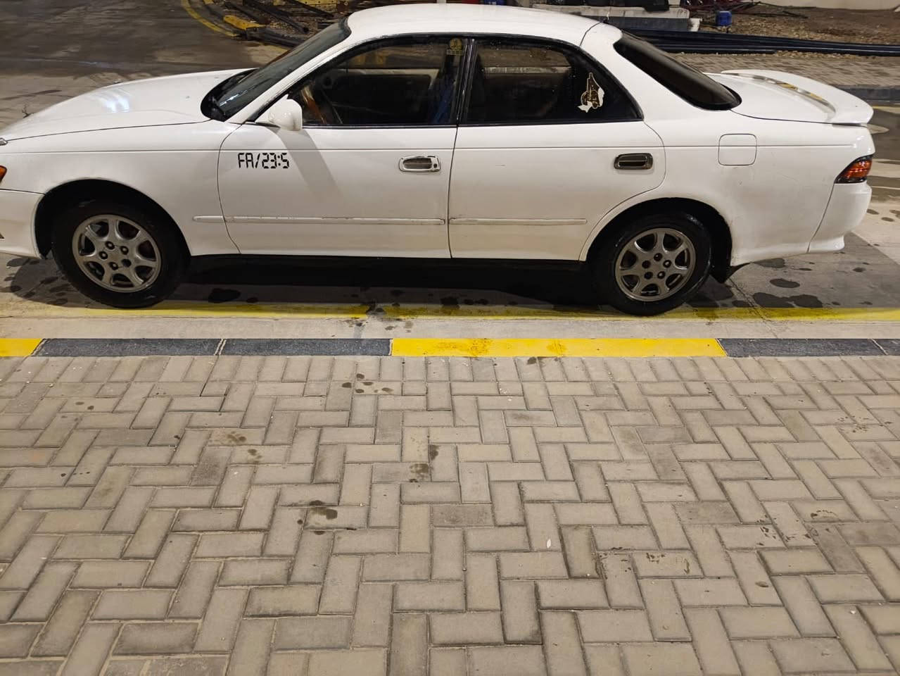 السلام عليكم مارك نفخ مديل 93 رقم بصره دولي  بسمي سنويه وهزه جديده  تحويل ثاني يوم سياره كفاله كص ونغل جثه والعيب الشرعي مكينه 2500 مكينه كير حداده تخم تاير كارتون دواخل جدد سياره جاهزه كهربائيات كامله سعر 58 وبيه مجال مكاني بصره رقمي ***********
