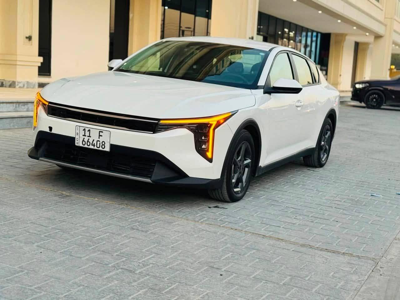 K4 مديل 2025 

ترقيم جديد باسمي

حادثها جاملغ وبنيد صور حادث وسونار موضح بصور 

دوشمه عامه كشنات /ارضيه /سفاري /دشبول خلفي / جنطه

ماشيه 2mLبعدها زيرو 

موصفاتها معروفه نص فول

بصمه 

رادار امامي /خلفي /جانبي

فول تحكم 

شاشه دجتل

سايد  بريك بصمه / اوتو هولد /كامره 

بعد بيها هواي موصفات 

سياره جديده وبل عافيه عل ياخذها 

السعر 166 وبيها مجال 

مكاني بغداد الوشاش ***********
