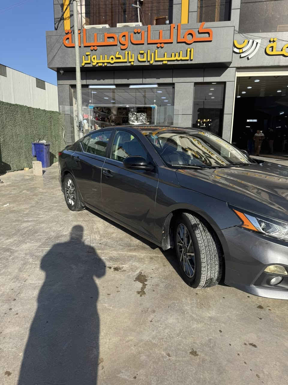 نيسان التيما ٢٠١٩ SR
معروفه مواصفات ال SR
شاشة وكاميرا خلفية
رادار امامي وجانبي
اوتو بريك امامي
كشن السائق كهرباء
شفتات بالستيرن
تحكمات ستيرن 
كشنات جلد 
لايت زنون وحاجب LED
رقم بغداد مشروع وطني تحويل مباشر
الحادث موضح بالصور السياره مصبوغة حزام 
السعر ١٢٥ وبيه مجال 
للاستفسار المراسه ع الخاص او الاتصال على الارقم ومتوفر واتس
***********
