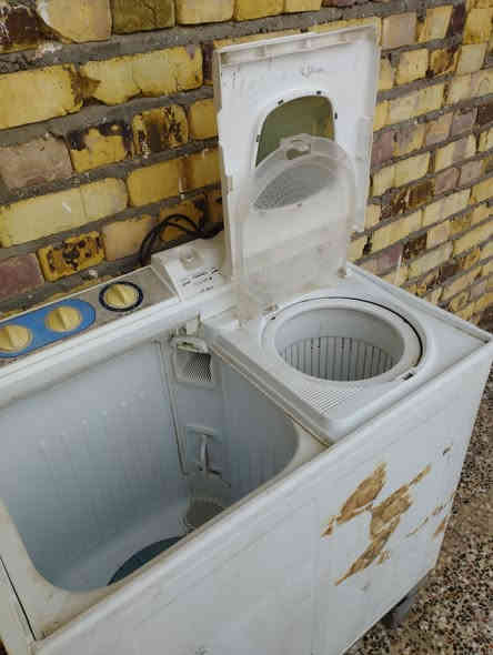 غساله يتاشي ياباني للبيع نضيفه وشرط الفحص سعره 65قفل على الفيس موجود وهاذه رقمي ***********
