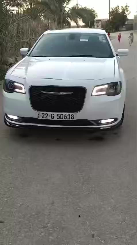 السلام عليكم
كرايسلر S COLD 
كندي 🇨🇦 
فول مواصفات 
معروفه مواصفات اس كولد 
موديل 2018 
فقط بارد قطعتين على كد الاشبر 
مكفوله الباقي 
مكان السماوه 
***********
