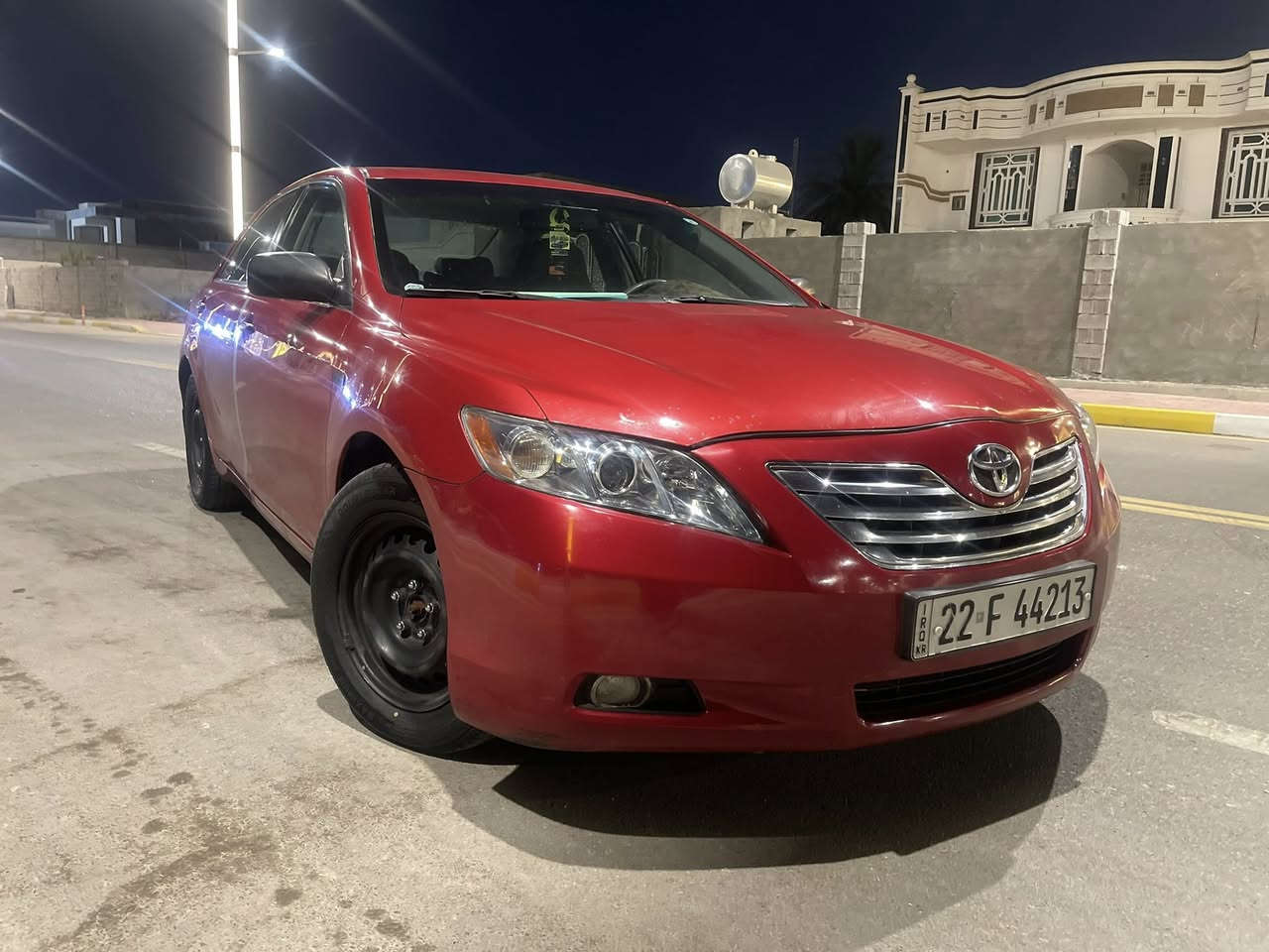 السلام عليكم للبيع كامري 2009 وارد بيها جاملغ وباب جهة السايق امامي السعر 115 
مكان السياره الانبار الرمادي 
***********
***********
