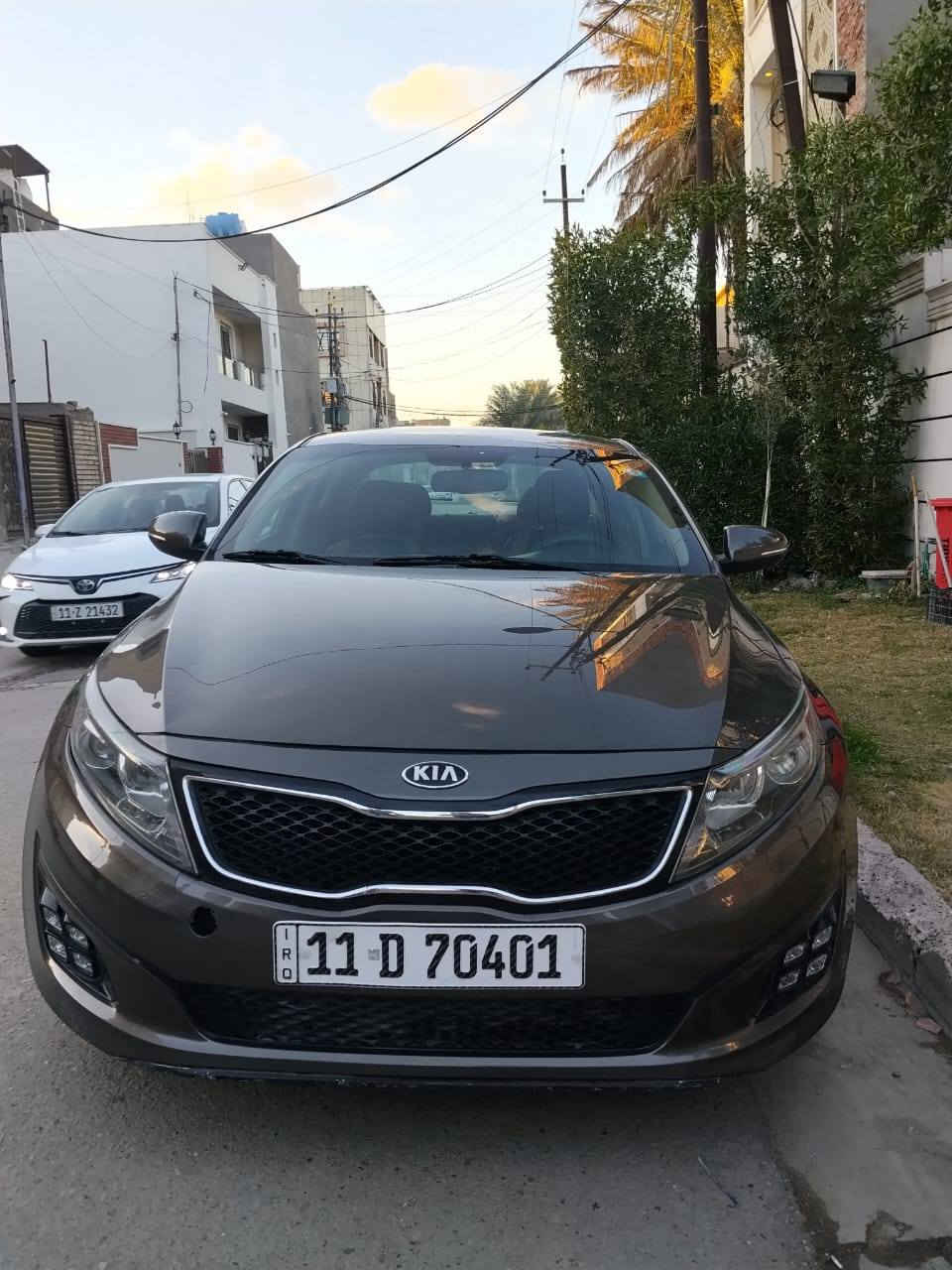 ‏‪كيا اوبتما للبيع 
موديل 2014
وارد امريكي 
حادثه قبق صندوق فقط وصار بيه صبغ هنا بالعراق باب السائق
سياره خير من الله وجاهزه 
كير محرك مكفول 
محرك جي دي اي 
ماشيه 112
باسمي 
صدر 60%
السعر 115وبيه مجال جدا قليل 
العنوان بغداد البلديات قرب الأمن العامه 
للاستفسار على الرقم
 ‏‪0770 348 8275‬‏ بغداد, العراق
