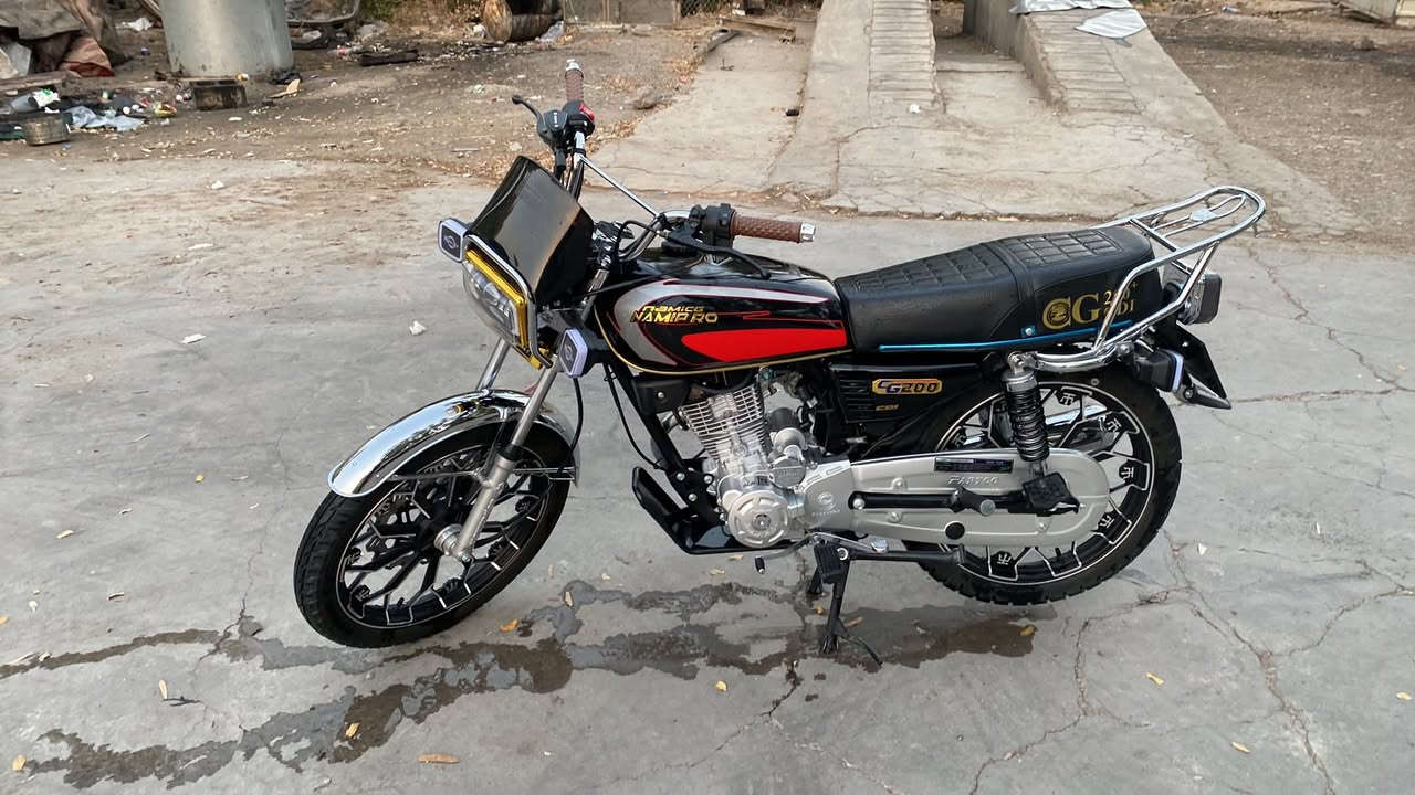 السلام عليكم اخواني المحروسة للبيع موديل 2025 محرك 200 cg جديد نفس ماموضح للأستفسار متواجد خاص 🖤💫.


**إذا كنت صاحب هذا الإعلان وتريد حذفه لأي سبب، رجاءا أرسل رسالة إلى الدعم الفني**