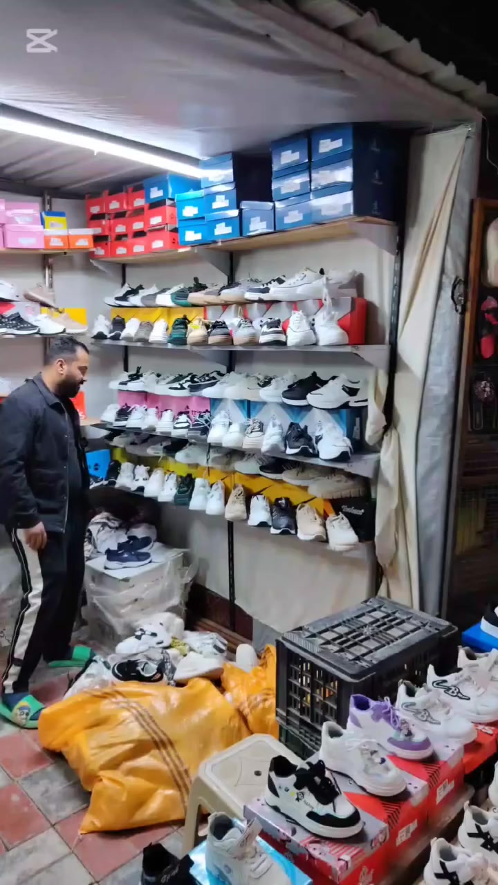 وصلتنه موديلات ب انسب الاسعار  بل فرعين الفرع الاول  طويريج شارع البالات مقابيل ابو طيبه ابو البدلات محل سيد كرار الفرع الثاني طويريج بدايت شارع البالات مقابيل صالون الزنبقه محل سيد سجاد 
.الكلمة الطيبة لبيع الأحذية المستوردة ✨
أحدث الموديلات-جودة عالة🍒
ثقي بذوقنا...أناقتج تبدأ من خطواتج الأولى 💥


**إذا كنت صاحب هذا الإعلان وتريد حذفه لأي سبب، رجاءا أرسل رسالة إلى الدعم الفني**