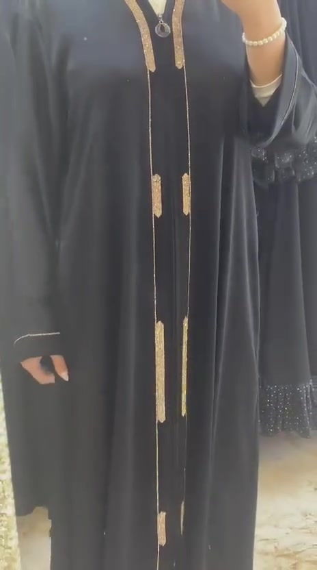 مساء الخير والعافية متوفر في كوزمتك يارا ستن ايماراتي بسعر ٢٥ للاستفسار الاتصال على رقم ***********
