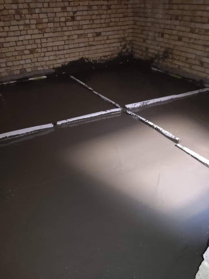 سلام عليكم اخوان اللي يحتاج خباطه صب ارضيات تدخيل سبيس وحدل اخوان العمل قياسات 100% وصب من خمسه الى عشره حسب الطلب مراسله وانتصال على نفس الرقم ***********
