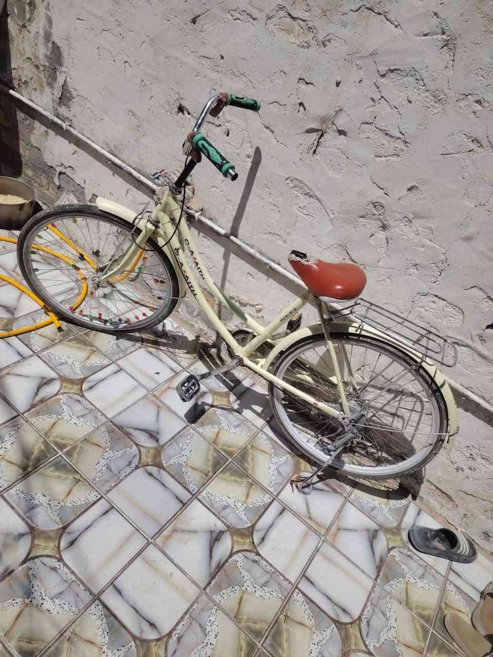 سلام عليكم باسكلات للبيع لواحد ب 60شراي يخابرني أو يراسلني خاص مجاني بابل حله حي العسكري شارع 80 شراي يتصل ***********
