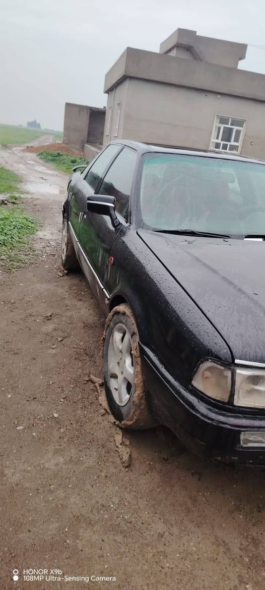 السلام عليكم مكلف بالنشر اودي رقم كركوك الماني سويه عضم شرط تحويل وكالة من الشرعي كير محرك شرط طخم امامي خلفي شرط طخم تاير جديد باتري جديد بدون صبغ سيارة جديدة وجاهزه السعر 25اتصل وتدلل ‏‪***********‬‏
