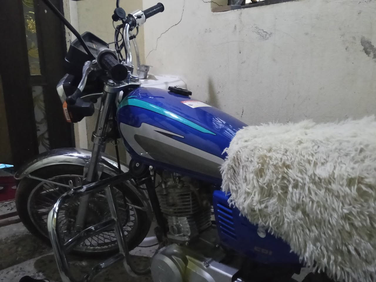 للبيع أربع كير دراجه نضيفه كلك غراض كله جديد صار شهر من مبدلات السعر 350
***********
