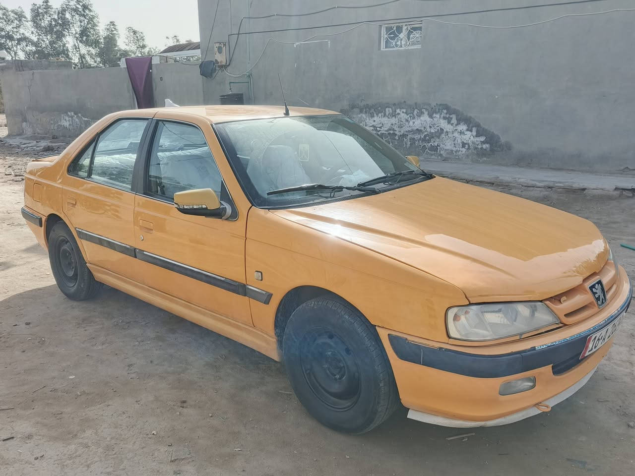 السلام عليكم
بيجو بارص 2018 رقم قادسية انكليزي سنوية ل 2030 هزة جديدة منظومة غاز 60 لتر

السيارة بيها بارد بالباب الخلفي عكس السايق 

مكاني ديوانية طريق سيد محيل

هيئة وغرامات عليه السيارة شوكت متريد تداور اداورلك

السعر ٦٢ وبيها مجال بسيط
***********
