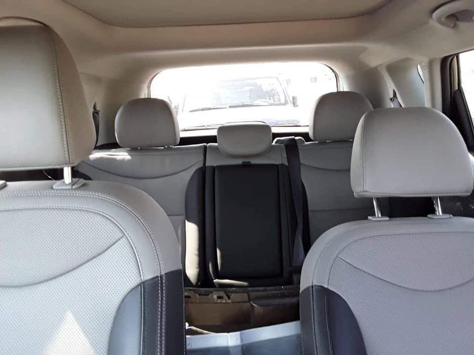 السلام عليكم 
كيا صول فول مواصفات 1/1 
موديل 2018
ماشيه 39 ميل رقم بغداد
بلعراق بيها طخه بلجاملغ
ايرباكات سليمه    
محرك 2000 
بانوراما وبيه بصمتين 
كشنات جلد لونين
رادار امامي 
كشنات كهرباء تدفئه تبريد 
سستم صوت كامل 
وبعد هواي مواصفات بيها 
مكان السياره شارع فلسطين 
السعر 155 ورقه وبيها مجال
 للاستفسار ***********
