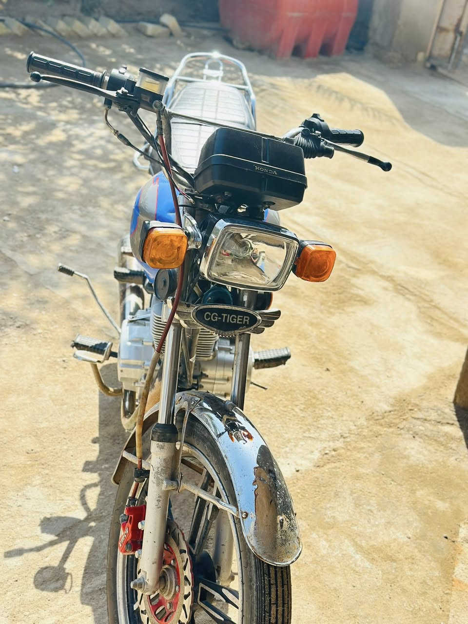 دراجه سيفان ٥ كير للبيع  أوراق اوصولي السعر قفل ٥٥٠ العنون كربلا سيطره البراهميه


**إذا كنت صاحب هذا الإعلان وتريد حذفه لأي سبب، رجاءا أرسل رسالة إلى الدعم الفني**