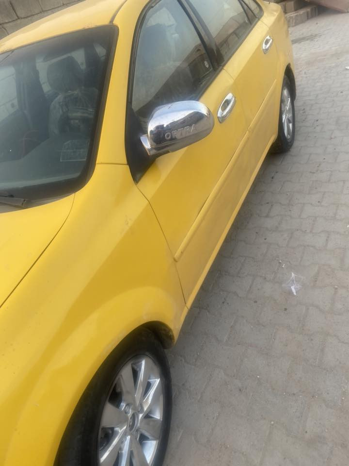 سياره اوبتره 2011 سياره حلوه ونضيفه رقم بصره سياره بل بصره مكفوله من الحادث والضرر سياره شوف العين تجي وشوفه وتكلبه بنفسك السعر  57 وبيه مجال لشرايه *********** هاذ رقمي
